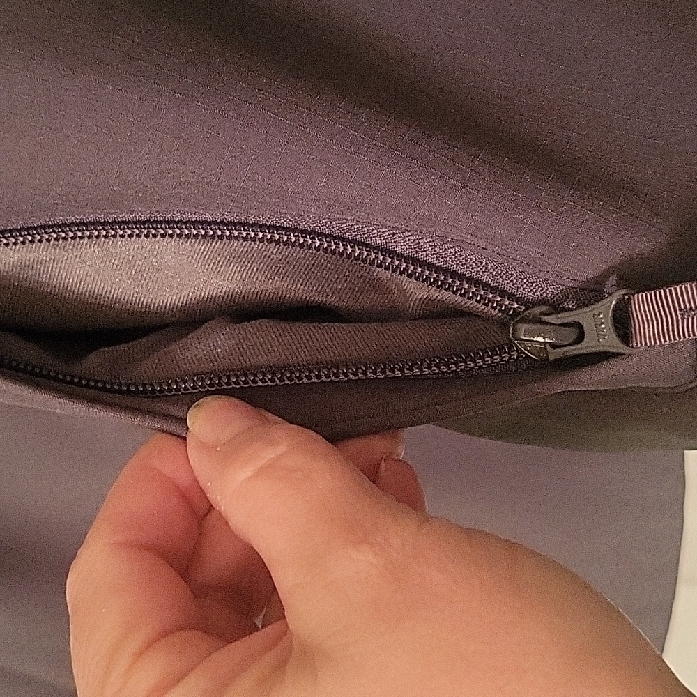 L.L. Bean Softshell Windproof Jacket - image 3